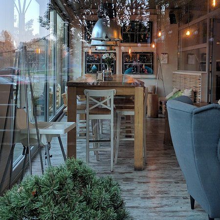 Lip-Smacking Cafe